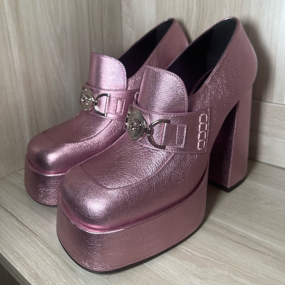 BRAND NEW Authentic!! Versace Pink '95 Medusa Platform Pumps - Picture 3 of 11